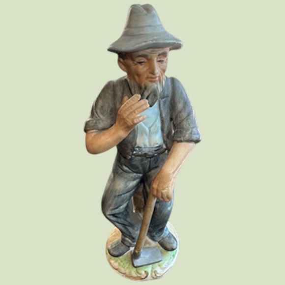 Vintage Japanese Old man with shovel Figurine - Picture 2 of 10